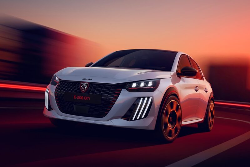 Peugeot показала серійний електричний хот-хетч E-208 GTi
