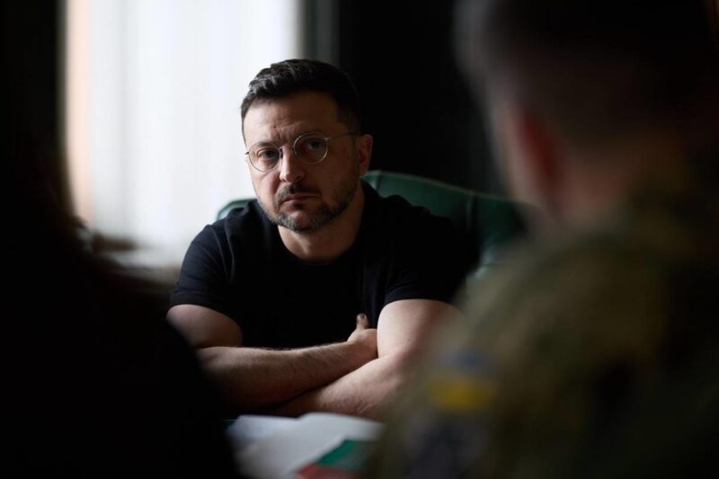 ППО і посилення позицій: Зеленський провів Ставку
