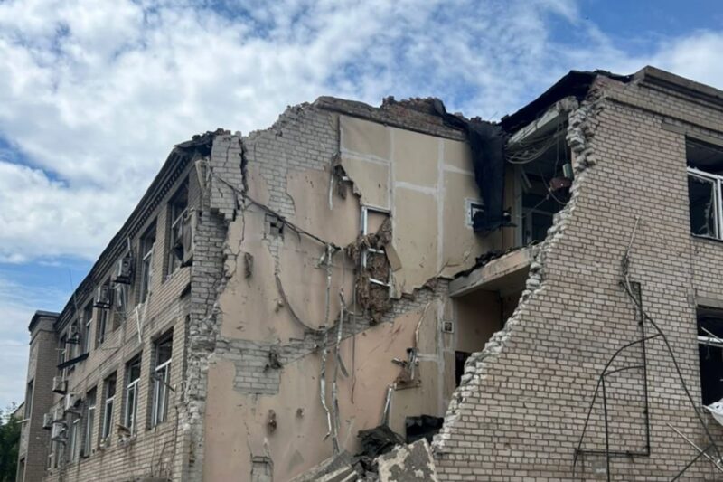 РФ скинула три авіабомби на Дружківку: є загибла і постраждалі