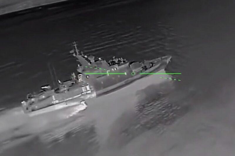 СБС уразили сторожовий корабель росіян в Криму