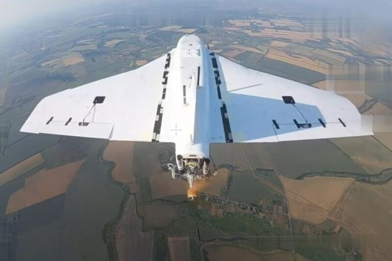 Військовий збив російський дрон Гербера з автомата