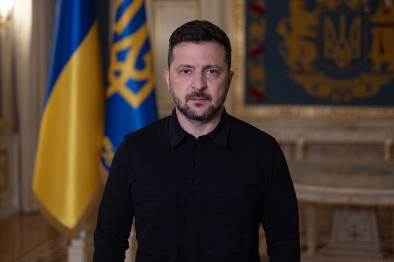 Кожен, хто прагне знищити життя іншого народу, сам страждає. Ми захищаємо життя