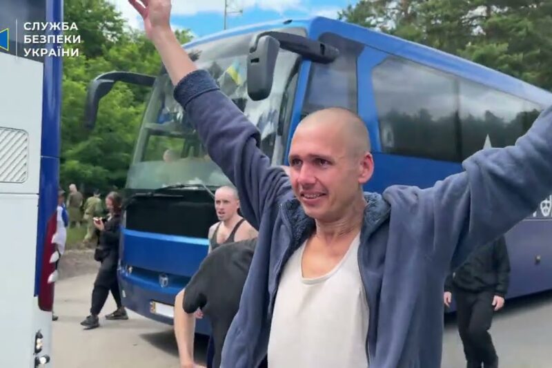 СБУ показала ексклюзивне відео з обміну полоненими 26 червня
