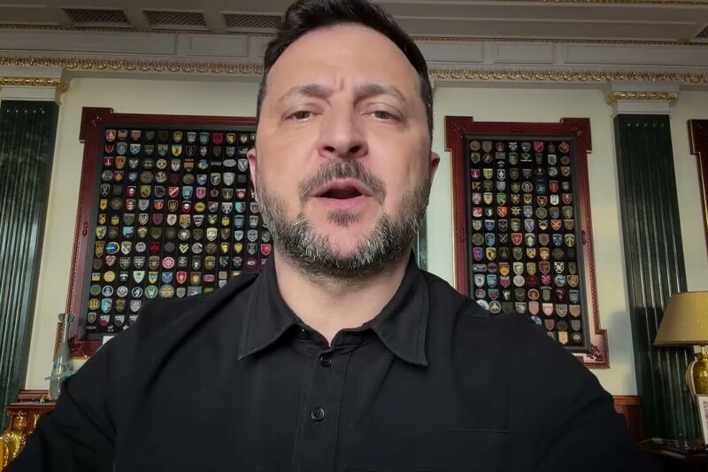 Підписав указ про створення у складі ЗСУ спеціального командування – далекобійного