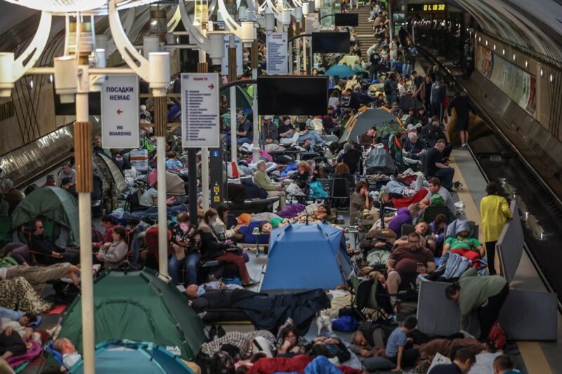 Атака на Київ: метро прихистило рекордні 56 тисяч людей