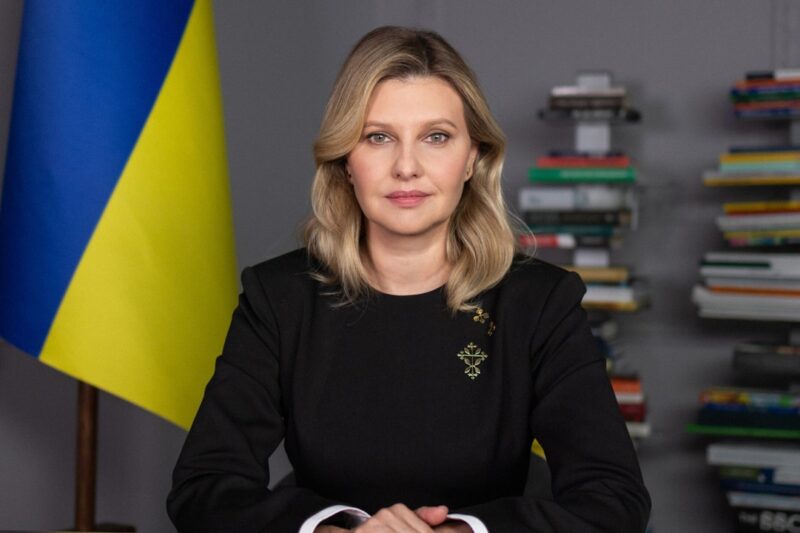 Перша леді звернулася до учасників першої міжнародної конференції україністів  «Україна у світі».