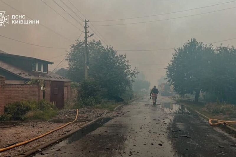 Евакуація у Вишневому: через загрозу вибухів вивезли понад 500 людей