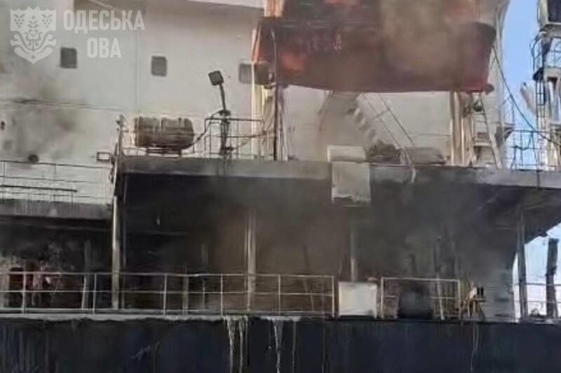 Росія вдарила по судну на Одещині: є загиблі