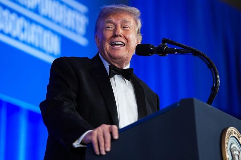 Трамп висміяв лісові пожежі та дим в Канаді
