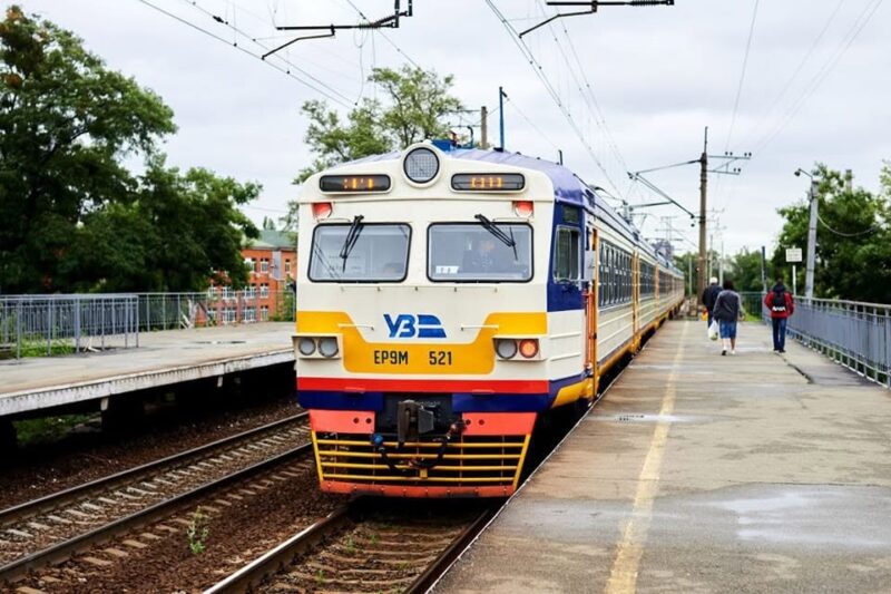 У Києві різко подорожчає проїзд у міській електричці