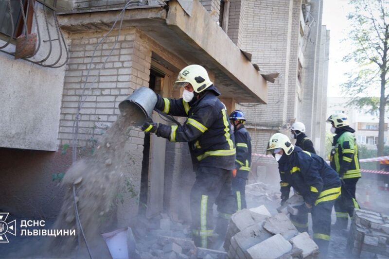 У Львові завершили рятувальну операцію після атаки РФ