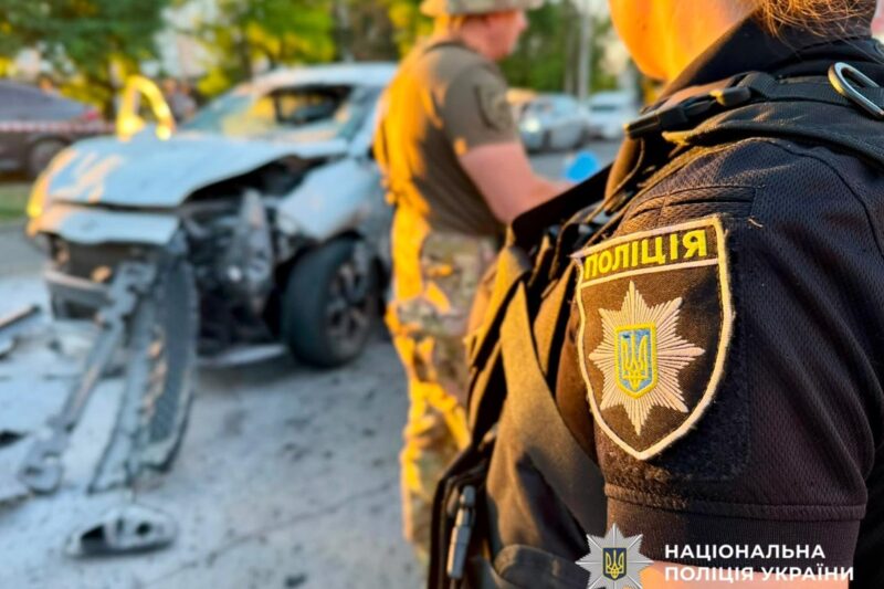 В Одесі під час руху вибухнуло авто