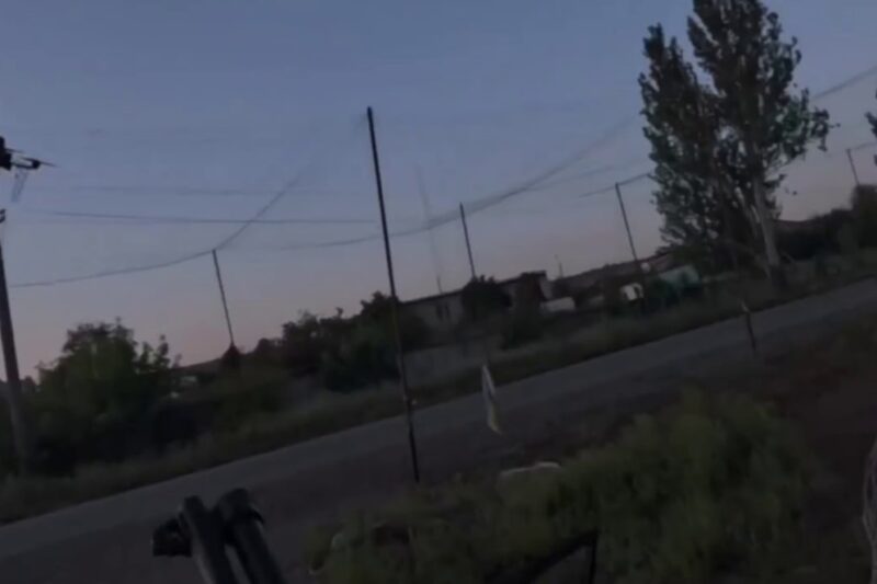 Боєць ЗСУ збив ворожий FPV-“ждун” у момент атаки