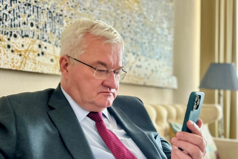 Київ та Афіни обговорили загрози в Чорному морі