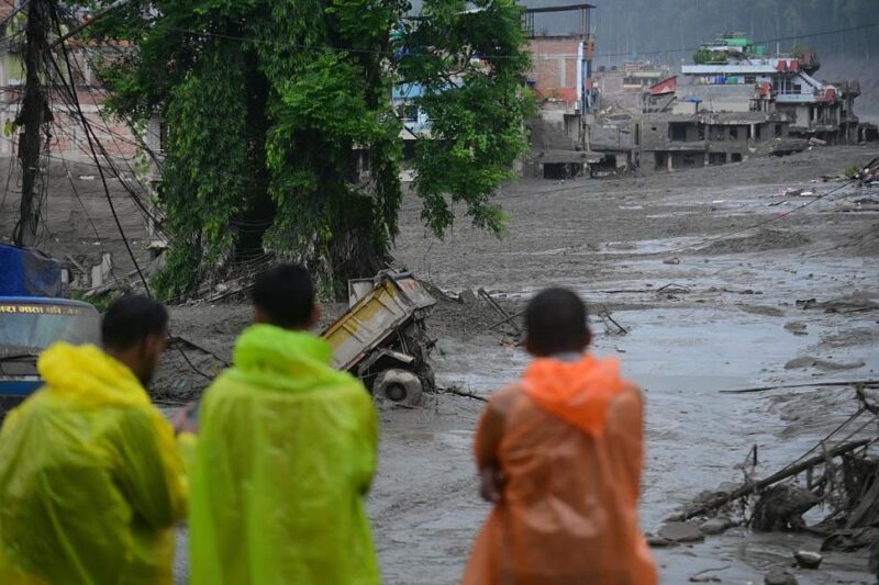 Смертельна повінь у Непалі: МЗС розшукує українців