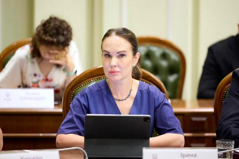 Зеленський звільнив Мудру після слідчих дій НАБУ